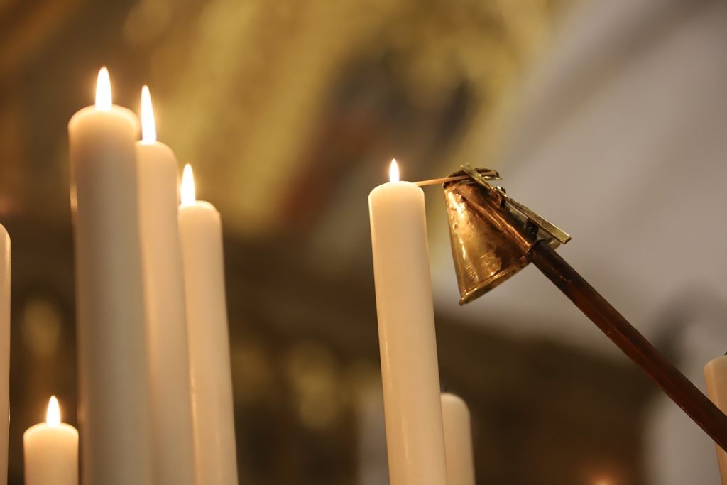 Accendi Una Candela A Padre Pio Accendi una candela