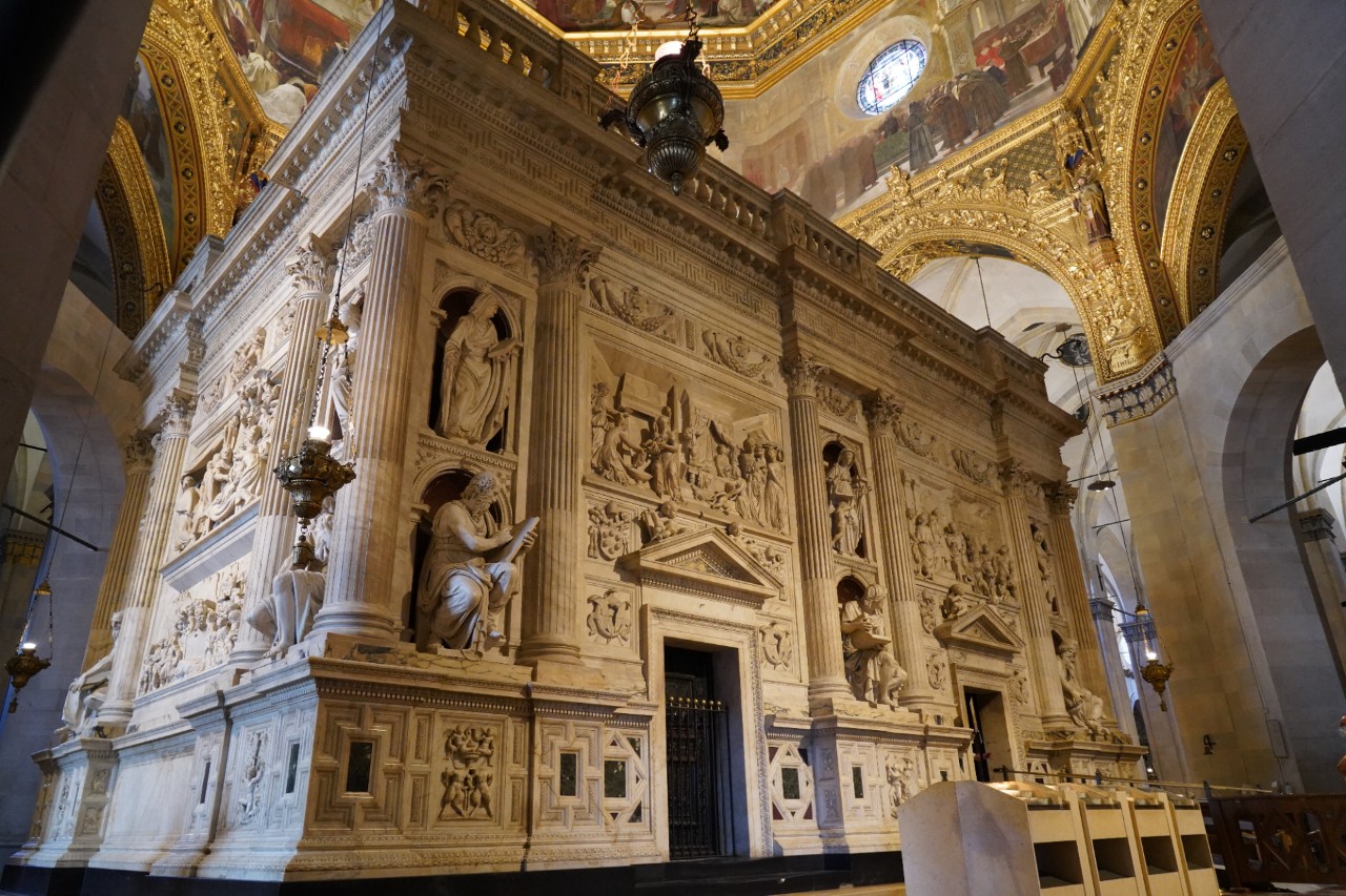 IL RIVESTIMENTO MARMOREO 